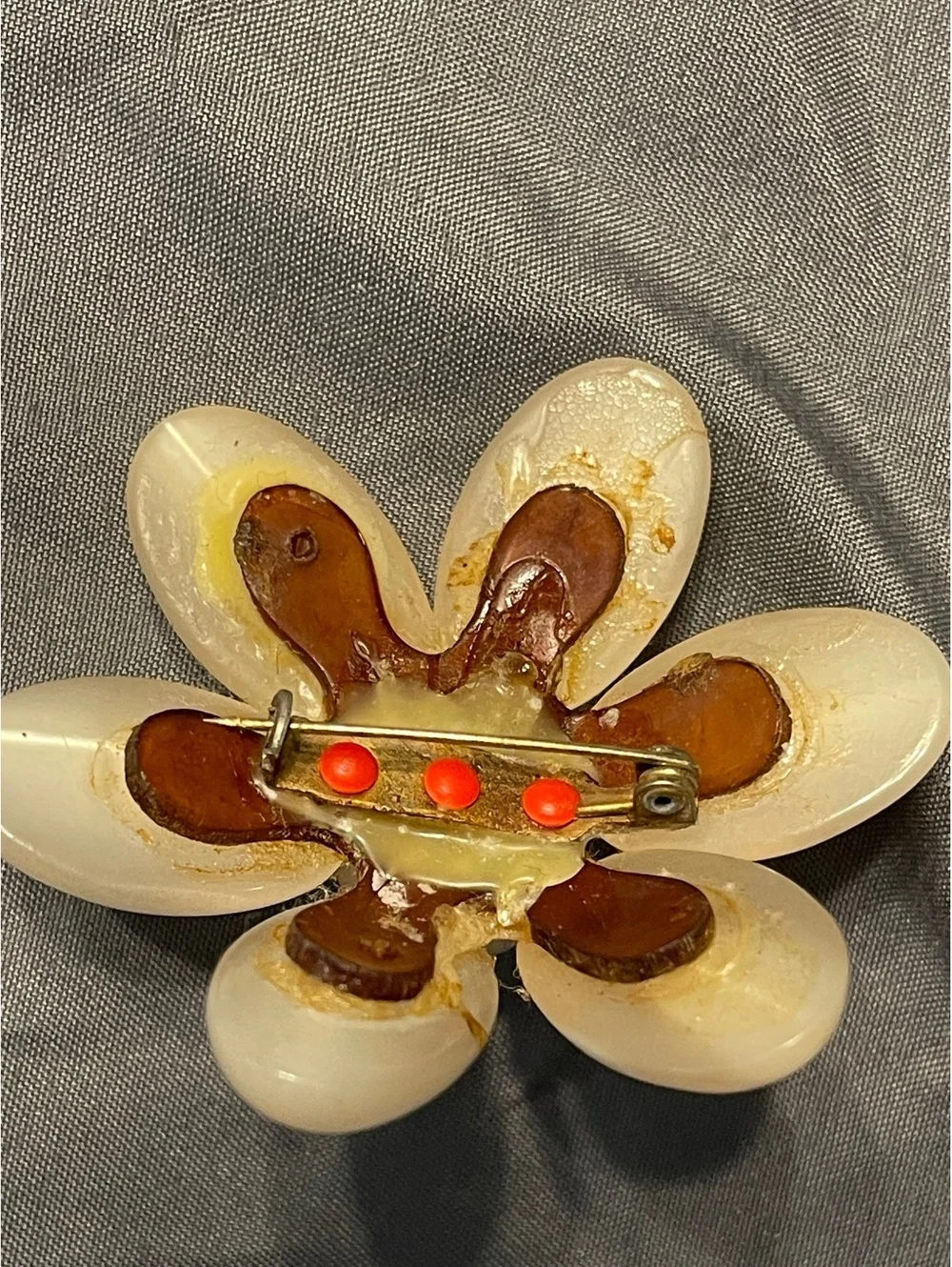 Vintage Cream Flower Brooch Pin